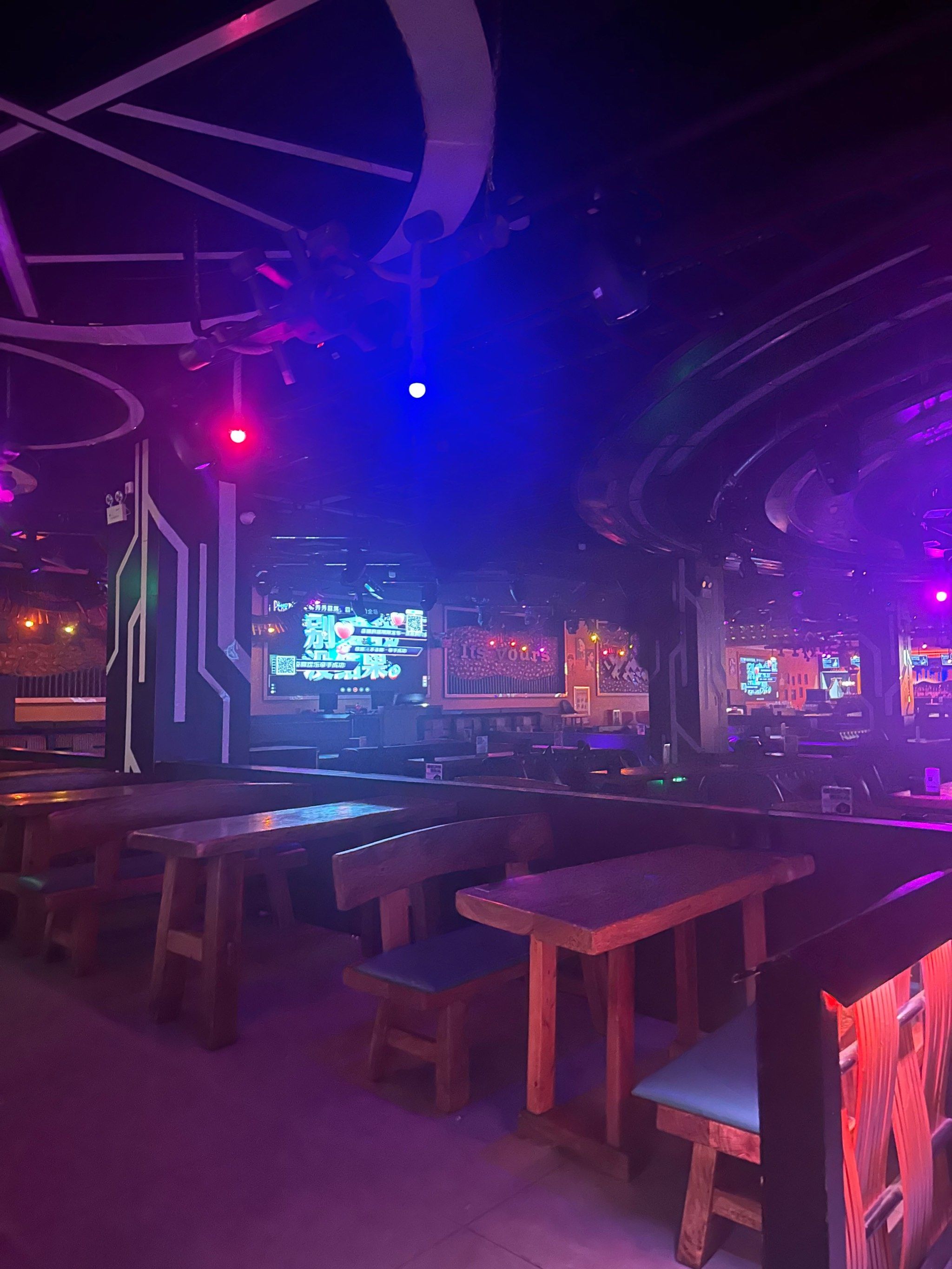 郴州商务ktv哪里有推荐-嘉禾县ktv预订